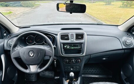 Renault Logan II, 2017 год, 1 040 000 рублей, 33 фотография