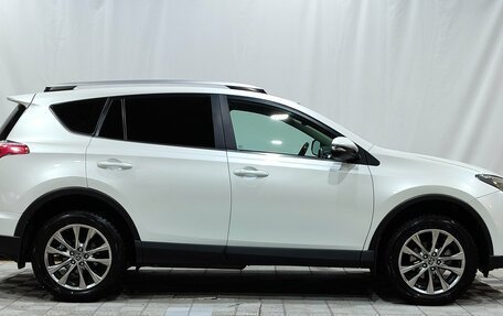 Toyota RAV4, 2019 год, 2 900 000 рублей, 4 фотография