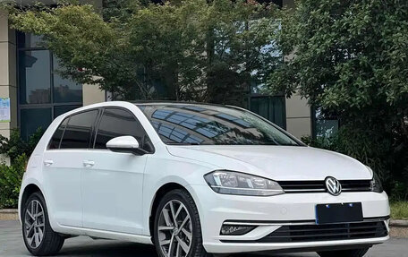 Volkswagen Golf VII, 2019 год, 1 170 000 рублей, 3 фотография