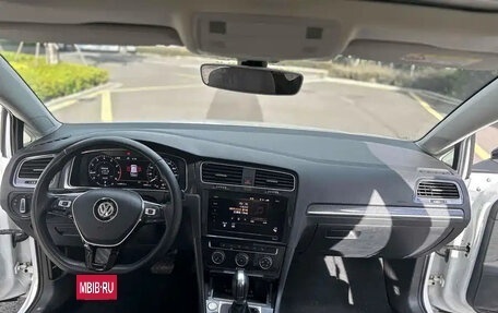 Volkswagen Golf VII, 2019 год, 1 170 000 рублей, 9 фотография