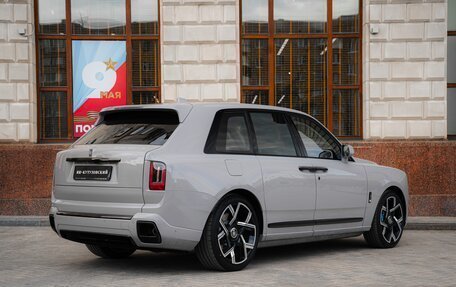 Rolls-Royce Cullinan, 2026 год, 75 000 000 рублей, 5 фотография
