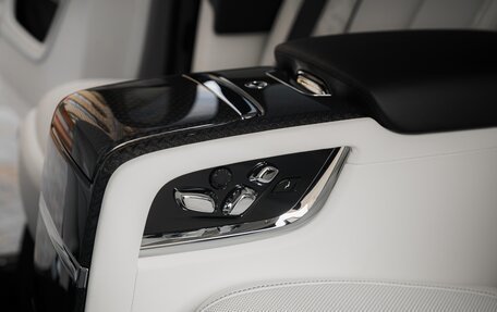 Rolls-Royce Cullinan, 2026 год, 75 000 000 рублей, 23 фотография