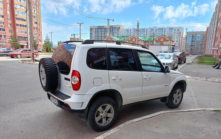 Chevrolet Niva I рестайлинг, 2015 год, 570 000 рублей, 6 фотография
