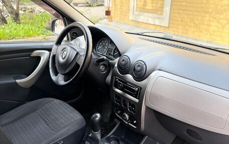 Renault Logan I, 2010 год, 430 000 рублей, 12 фотография