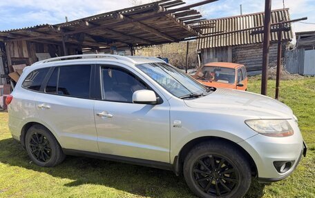 Hyundai Santa Fe III рестайлинг, 2011 год, 1 400 000 рублей, 2 фотография
