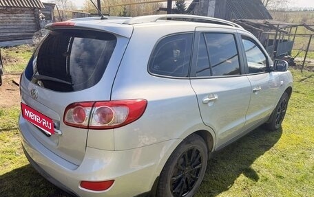 Hyundai Santa Fe III рестайлинг, 2011 год, 1 400 000 рублей, 3 фотография