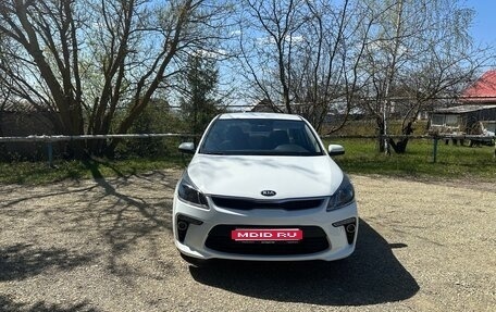 KIA Rio IV, 2020 год, 1 880 000 рублей, 1 фотография