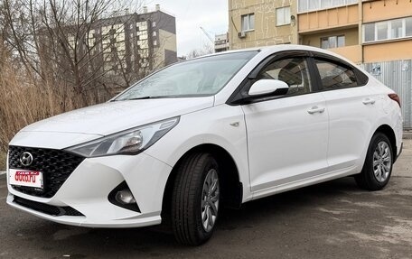 Hyundai Solaris II рестайлинг, 2022 год, 1 380 000 рублей, 1 фотография