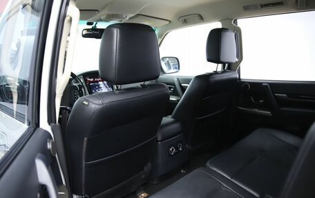Mitsubishi Pajero IV, 2019 год, 3 730 000 рублей, 10 фотография