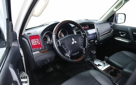 Mitsubishi Pajero IV, 2019 год, 3 730 000 рублей, 9 фотография