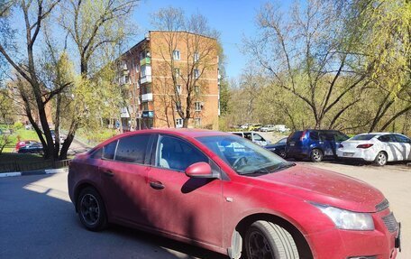 Chevrolet Cruze II, 2010 год, 800 000 рублей, 8 фотография