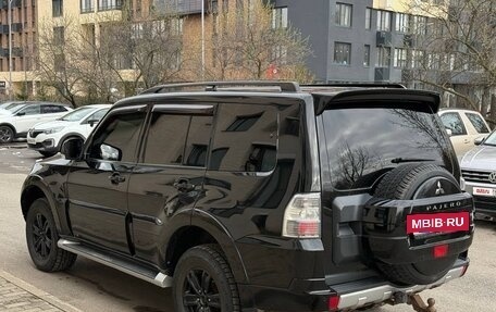Mitsubishi Pajero IV, 2011 год, 1 700 000 рублей, 3 фотография