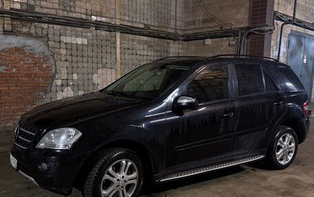 Mercedes-Benz M-Класс, 2010 год, 1 650 000 рублей, 2 фотография
