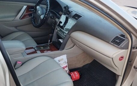 Toyota Camry, 2008 год, 1 000 000 рублей, 13 фотография