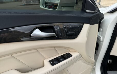 Mercedes-Benz CLS, 2013 год, 1 850 000 рублей, 19 фотография