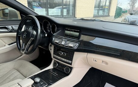 Mercedes-Benz CLS, 2013 год, 1 850 000 рублей, 28 фотография