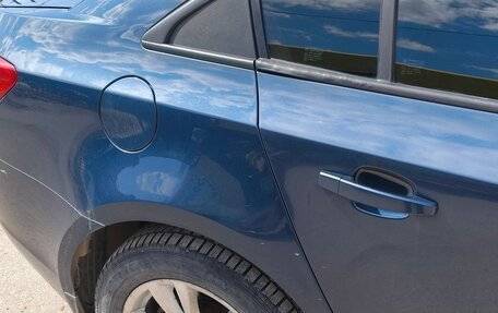 Chevrolet Cruze II, 2011 год, 500 000 рублей, 3 фотография