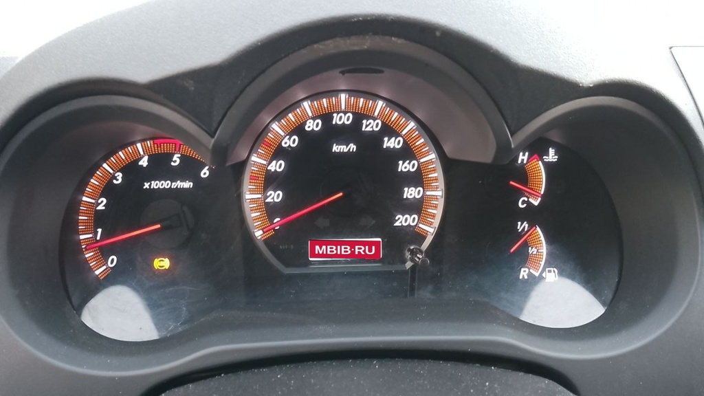 Toyota Hilux VII рестайлинг, 2012 год, 1 500 000 рублей, 5 фотография