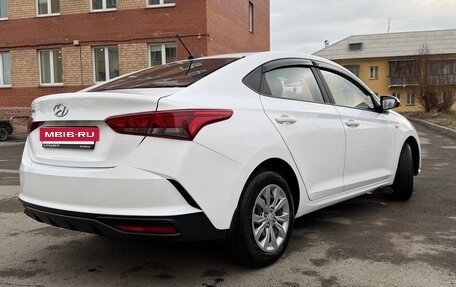 Hyundai Solaris II рестайлинг, 2022 год, 1 380 000 рублей, 3 фотография