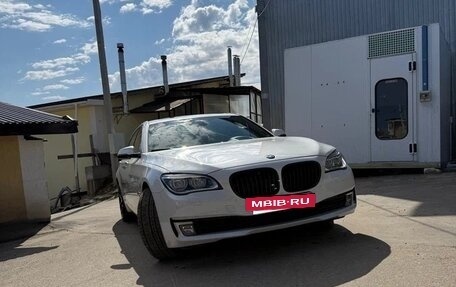 BMW 7 серия, 2012 год, 1 600 000 рублей, 18 фотография