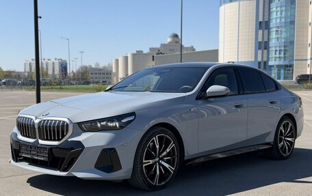 BMW 5 серия, 2024 год, 7 800 000 рублей, 3 фотография
