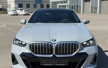 BMW 5 серия, 2024 год, 7 800 000 рублей, 2 фотография