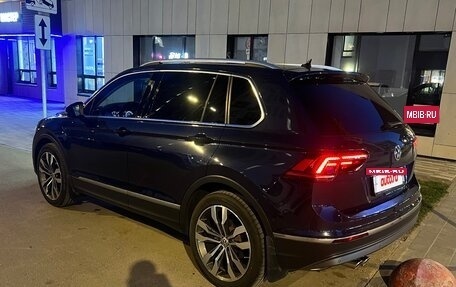 Volkswagen Tiguan II, 2017 год, 3 150 000 рублей, 2 фотография