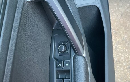Volkswagen Tiguan II, 2017 год, 3 150 000 рублей, 25 фотография