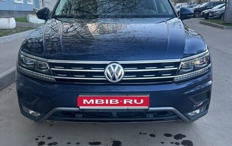 Volkswagen Tiguan II, 2017 год, 3 150 000 рублей, 32 фотография