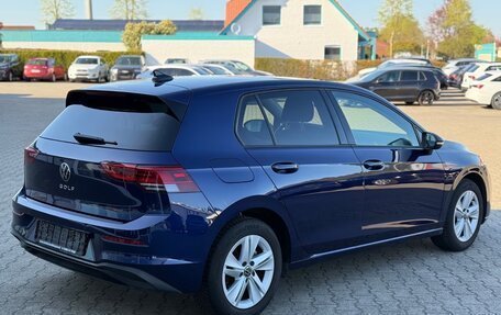 Volkswagen Golf VIII, 2023 год, 2 817 000 рублей, 4 фотография