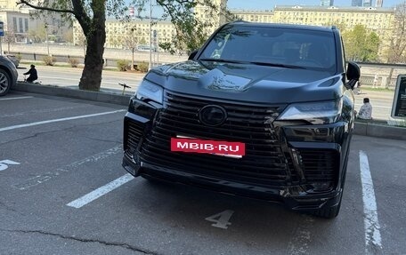 Lexus LX, 2024 год, 22 000 000 рублей, 13 фотография