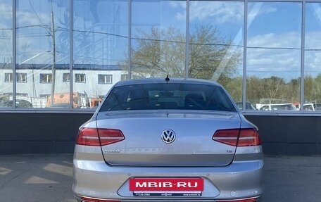 Volkswagen Passat B8 рестайлинг, 2017 год, 2 159 000 рублей, 6 фотография