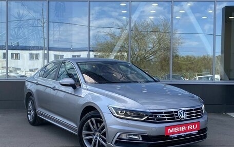 Volkswagen Passat B8 рестайлинг, 2017 год, 2 159 000 рублей, 3 фотография