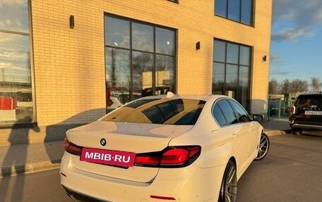 BMW 5 серия, 2021 год, 4 800 000 рублей, 10 фотография