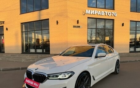 BMW 5 серия, 2021 год, 4 800 000 рублей, 2 фотография