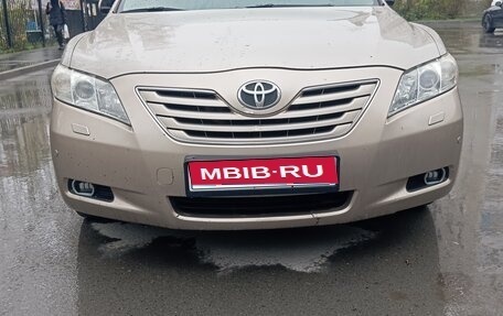 Toyota Camry, 2008 год, 950 000 рублей, 1 фотография