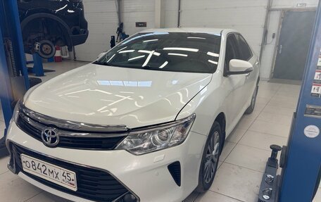Toyota Camry, 2016 год, 2 100 000 рублей, 1 фотография