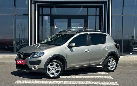 Renault Sandero II рестайлинг, 2017 год, 998 000 рублей, 1 фотография