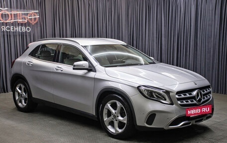 Mercedes-Benz GLA, 2018 год, 2 498 000 рублей, 3 фотография