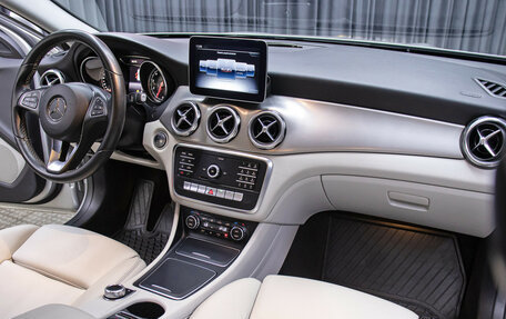 Mercedes-Benz GLA, 2018 год, 2 498 000 рублей, 11 фотография