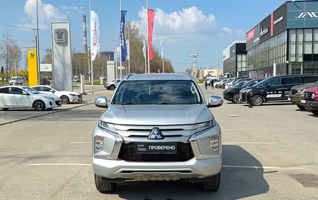 Mitsubishi Pajero Sport III рестайлинг, 2021 год, 3 990 000 рублей, 4 фотография