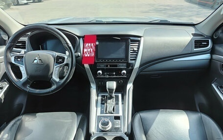 Mitsubishi Pajero Sport III рестайлинг, 2021 год, 3 990 000 рублей, 18 фотография