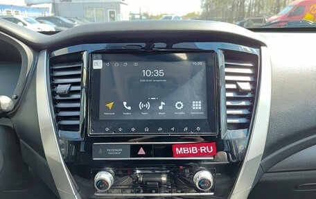 Mitsubishi Pajero Sport III рестайлинг, 2021 год, 3 990 000 рублей, 19 фотография