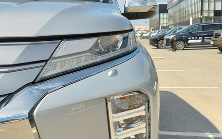 Mitsubishi Pajero Sport III рестайлинг, 2021 год, 3 990 000 рублей, 21 фотография