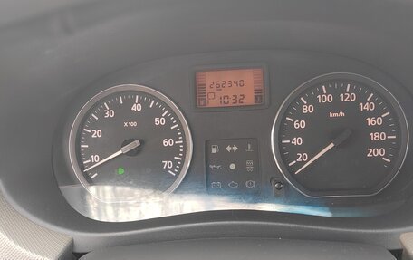 Renault Logan I, 2011 год, 230 000 рублей, 6 фотография