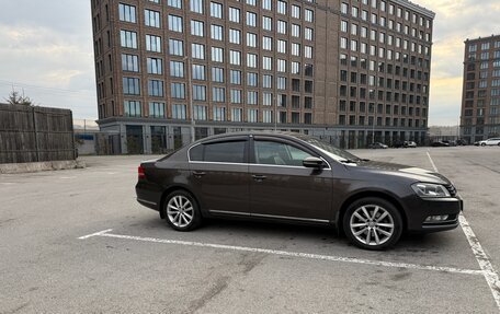 Volkswagen Passat B7, 2011 год, 865 000 рублей, 2 фотография