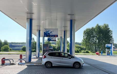 Honda Fit III, 2013 год, 1 285 000 рублей, 14 фотография