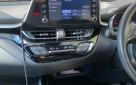 Toyota C-HR I рестайлинг, 2019 год, 1 880 000 рублей, 13 фотография