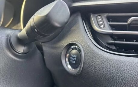 Toyota C-HR I рестайлинг, 2019 год, 1 880 000 рублей, 16 фотография