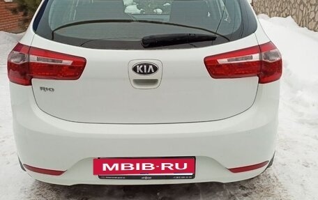 KIA Rio III рестайлинг, 2013 год, 850 000 рублей, 10 фотография
